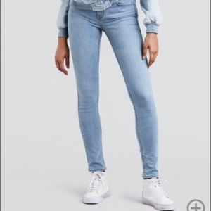 Levis Skinny Jeans